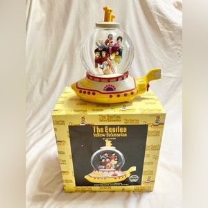 Beatles Collectors Edition Yellow Submarine Musical Globe